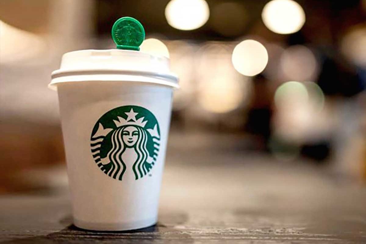 Perubahan Logo Starbuck dan Hubungannya Dengan Strategi Branding Big Perubahan Logo Starbuck dan Hubungannya Dengan Strategi Branding